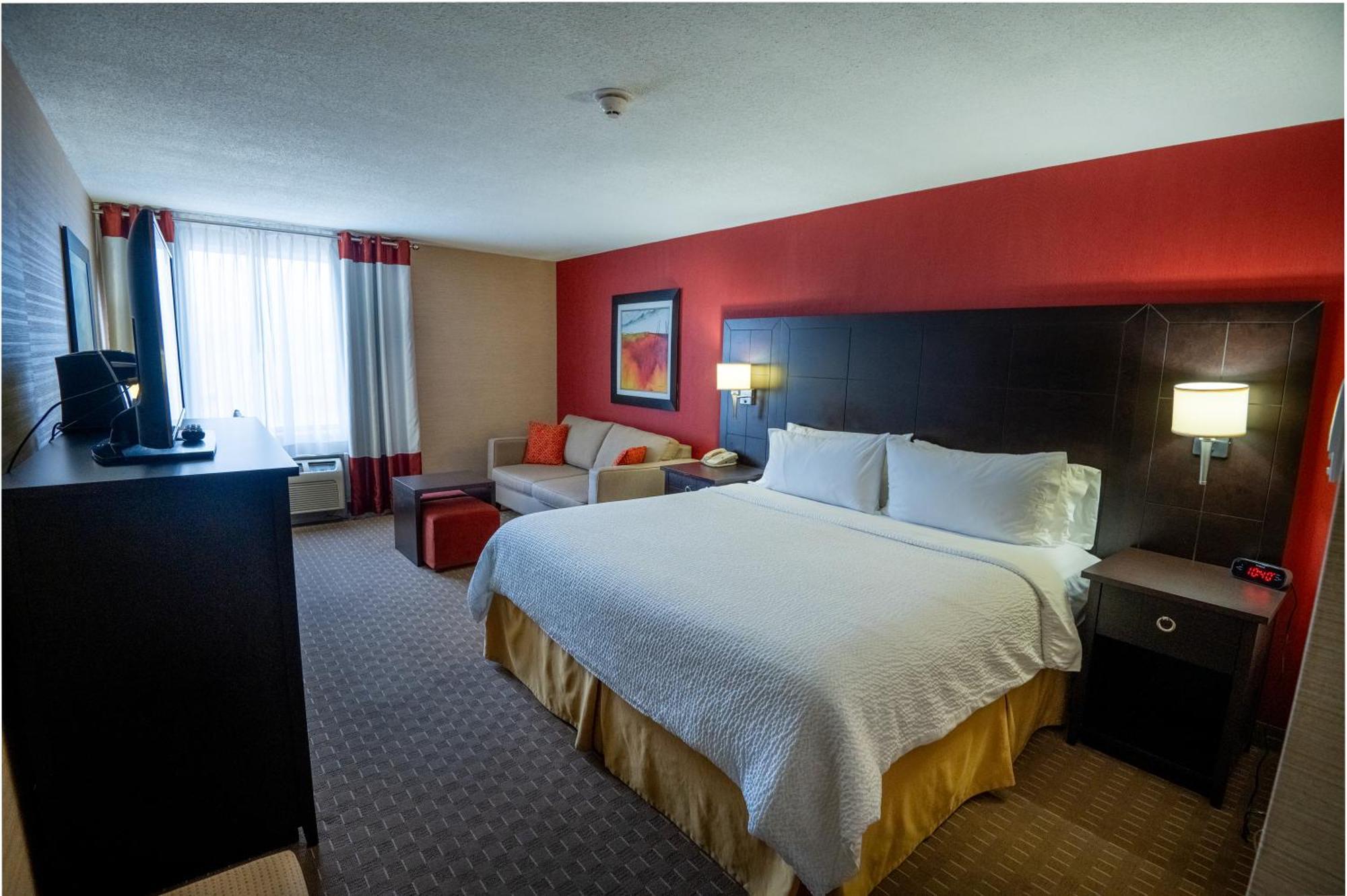 Holiday Inn Express Hotel & Suites Chatham South By Ihg Exterior foto