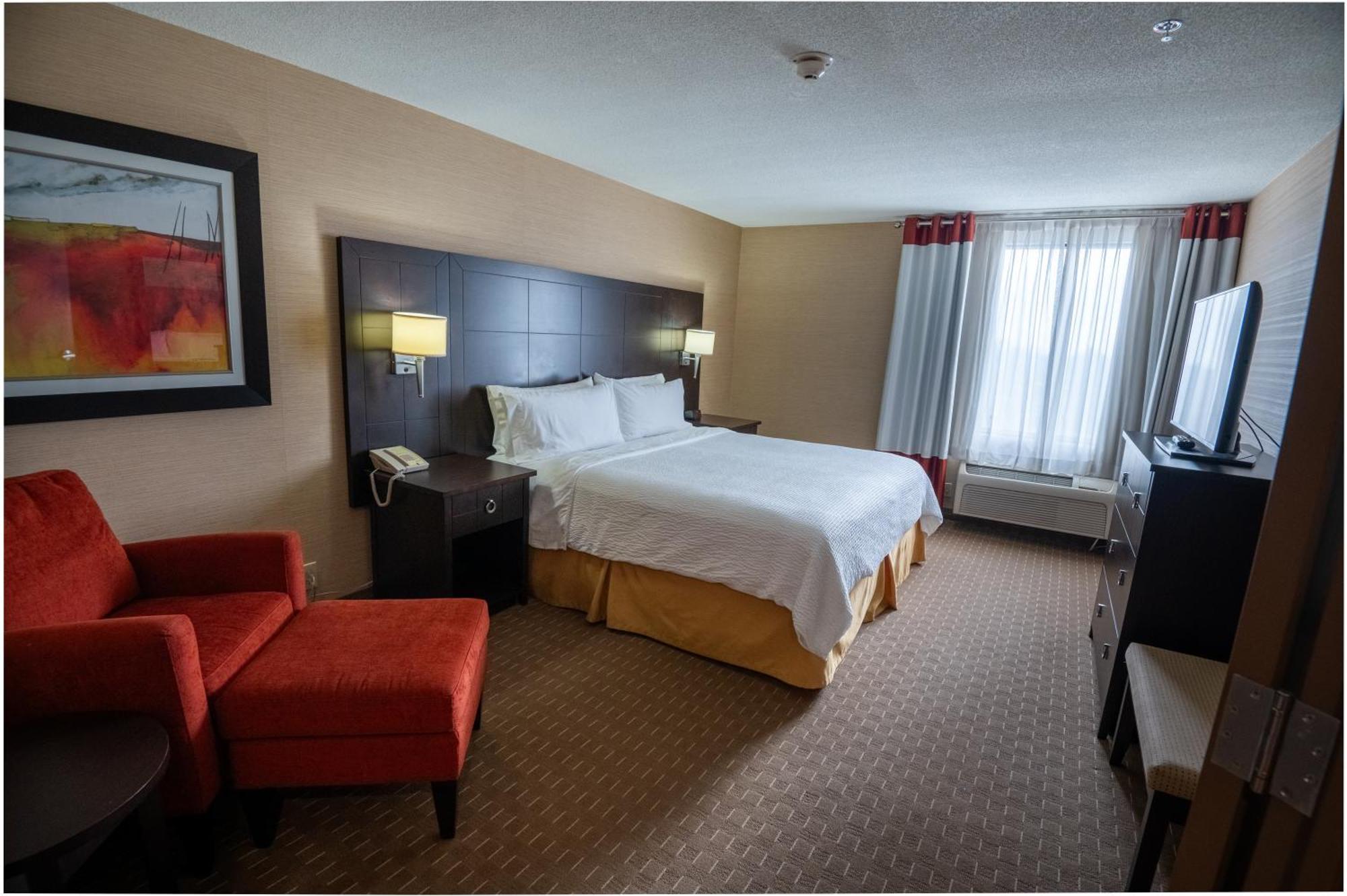 Holiday Inn Express Hotel & Suites Chatham South By Ihg Exterior foto