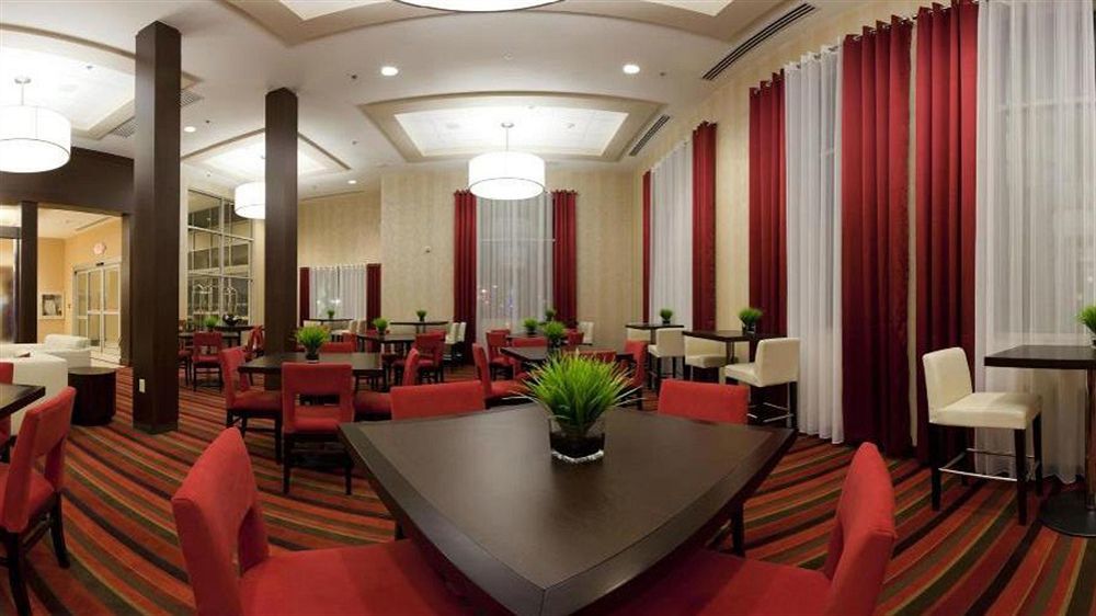 Holiday Inn Express Hotel & Suites Chatham South By Ihg Exterior foto