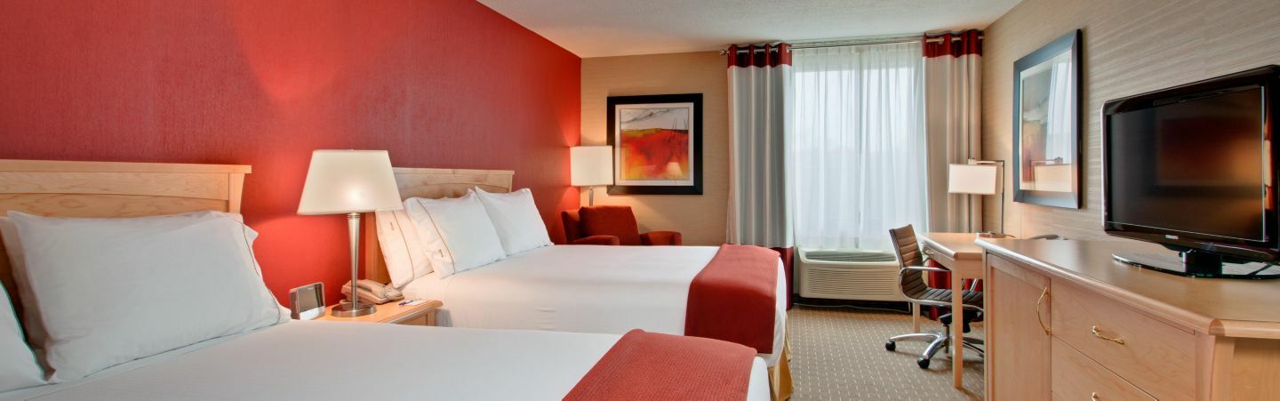 Holiday Inn Express Hotel & Suites Chatham South By Ihg Exterior foto